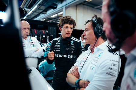 Wolff afviser ikke Team-ordre