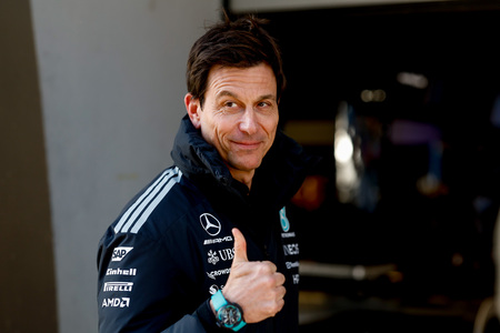 Horner vil tilbage i F1 – Wolff varsler konsekvenser