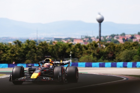 Ungarns Grand Prix 2024. Max Verstappen i Red Bull raceren på Hungaoring