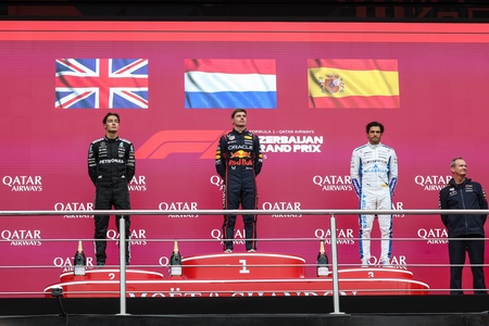 Aserbajdsjans Grand Prix 2025. Sejr til Max Verstappen foran George Russell og Carlos Sainz Jr. Podiet
