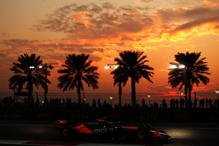 Aftensol over Yas Marina Circuit 2025