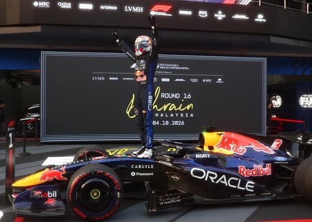 Bahrains Grand Prix 2026. Verstappen vinder fra pole position